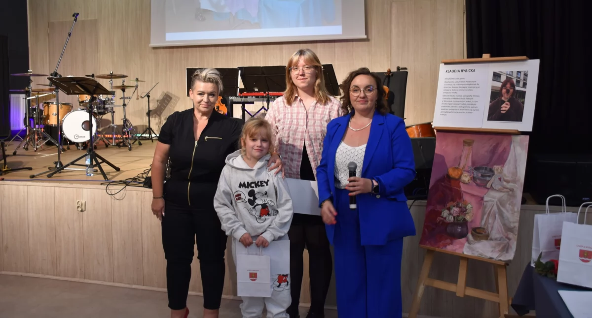 Wydarzenia lokalne, Cóż emocjonujący wieczór [zdjęcia] - zdjęcie, fotografia