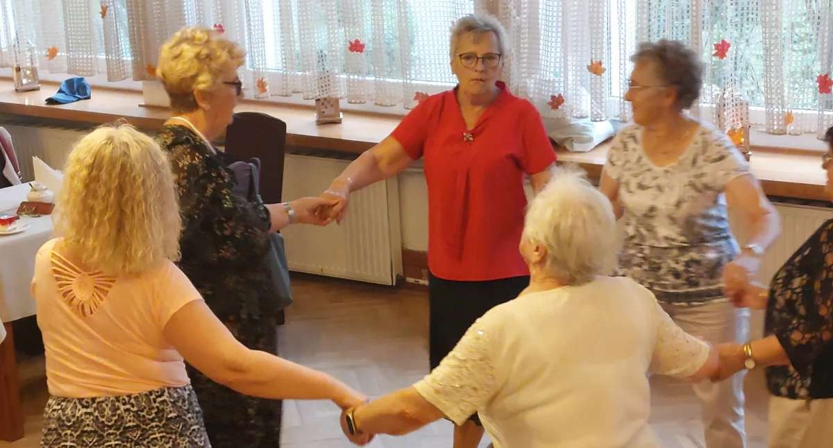 Domy kultury, Potańczyli muzyce winylowych płyt - zdjęcie, fotografia