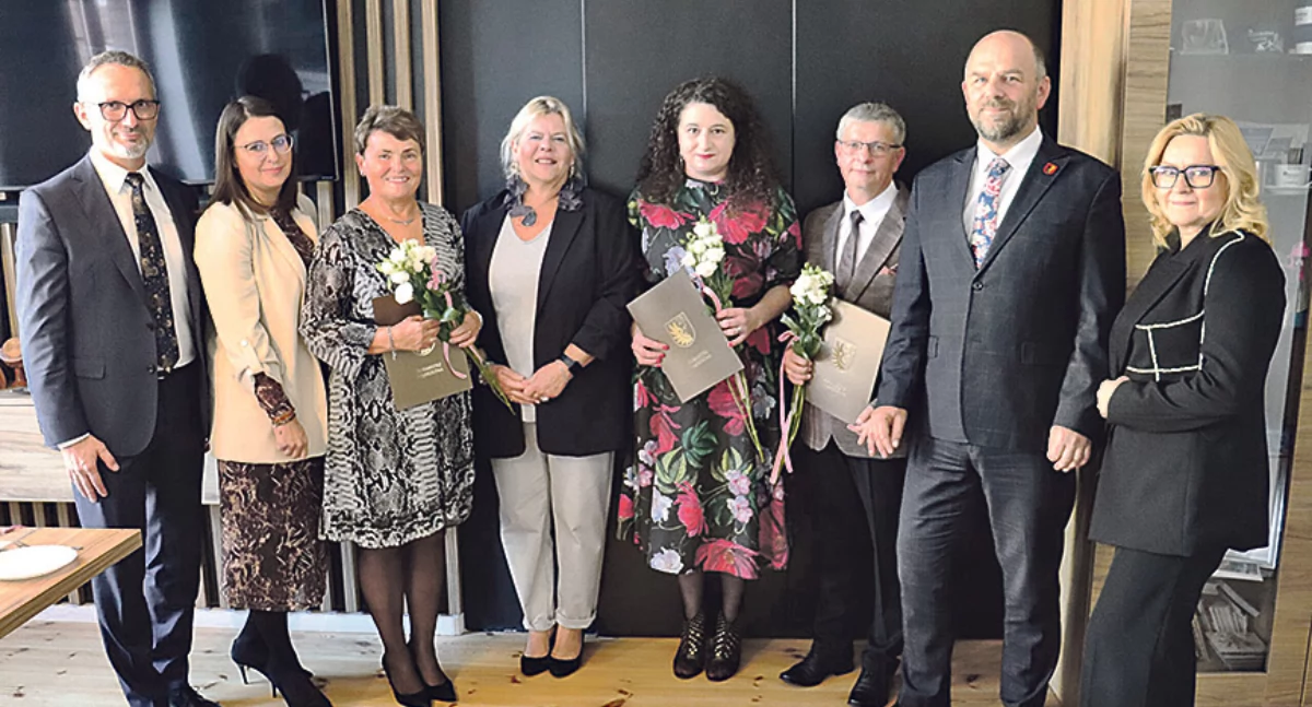 Oświata, Lista nagrodzonych oświacie - zdjęcie, fotografia