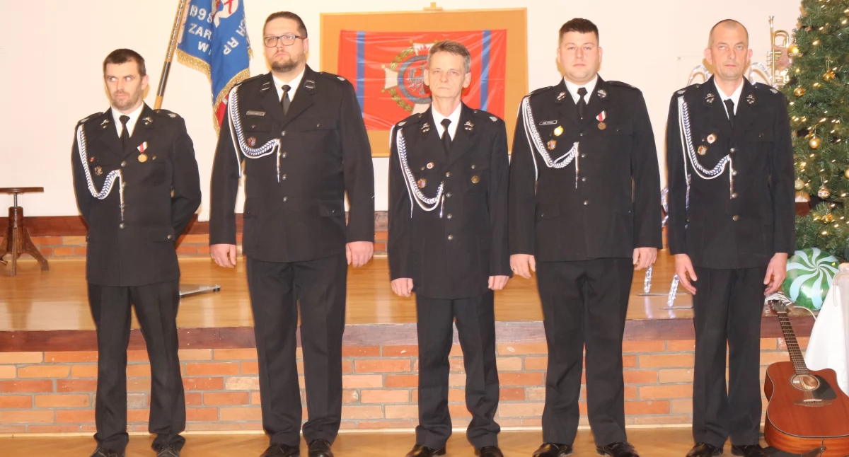 Ciekawi ludzie, Kamil Gorząch strażakiem - zdjęcie, fotografia