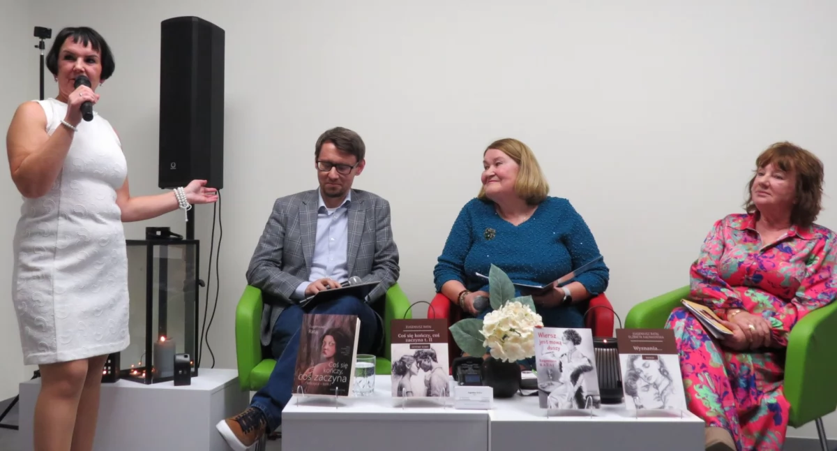 Biblioteki, Wieczór który przeniósł czasie - zdjęcie, fotografia