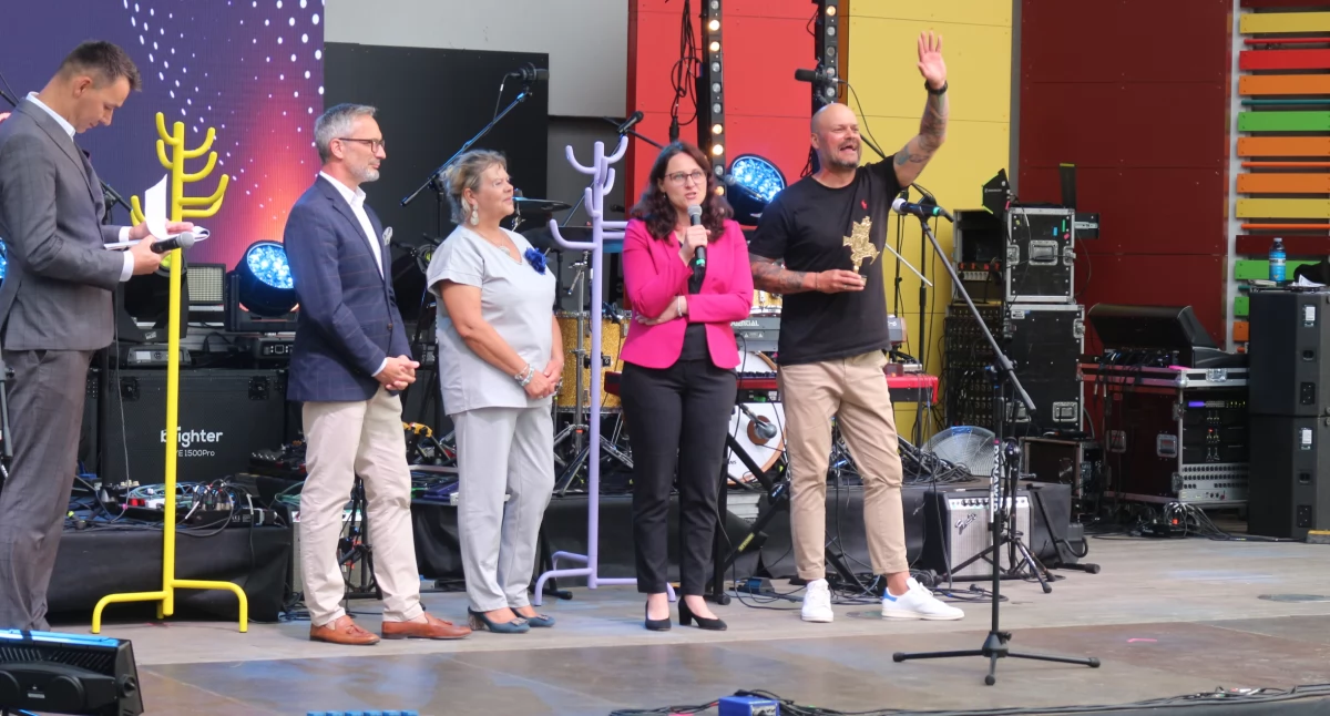 Wydarzenia lokalne, Złota statuetka Ergisu - zdjęcie, fotografia