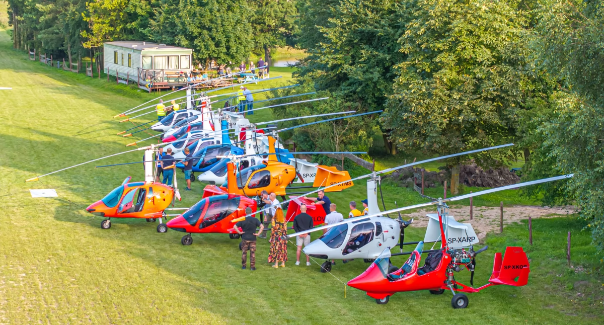 Wydarzenia lokalne, Szkolili strażaków lądowisku - zdjęcie, fotografia