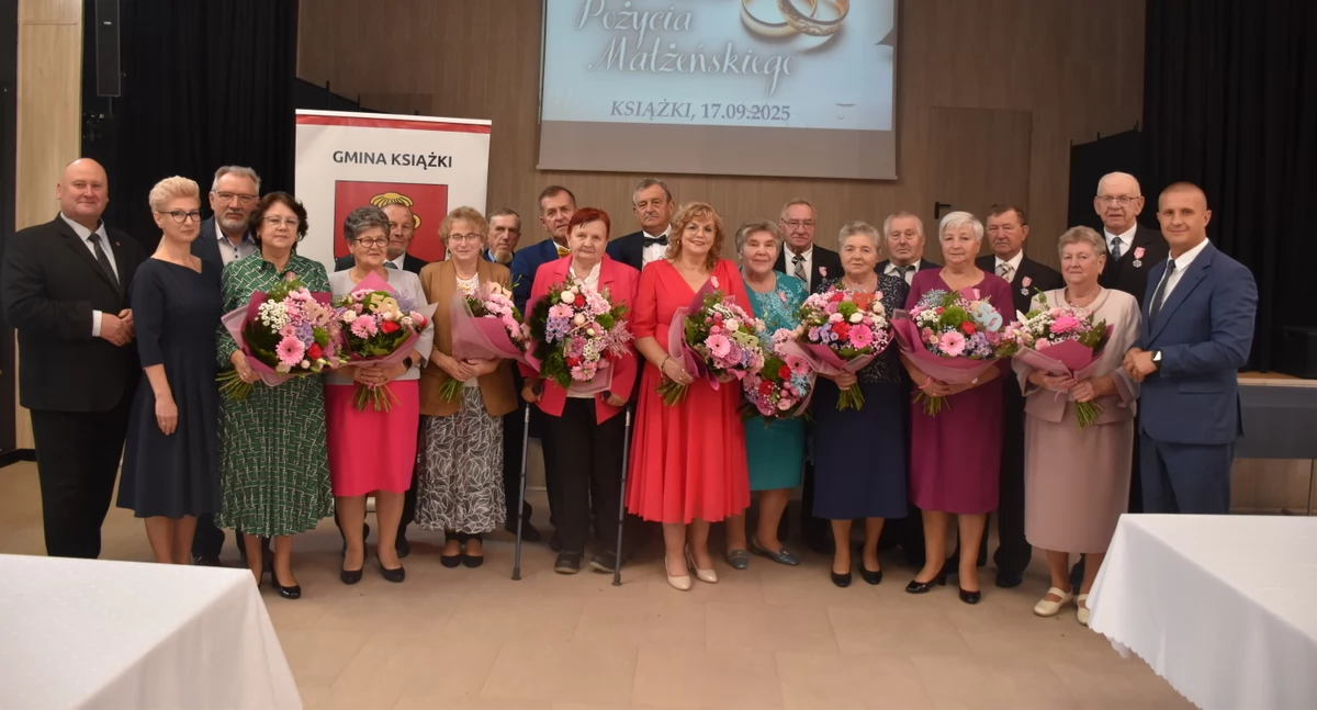 Urzędy, Nagrodzili dziewięć małżeńskich - zdjęcie, fotografia