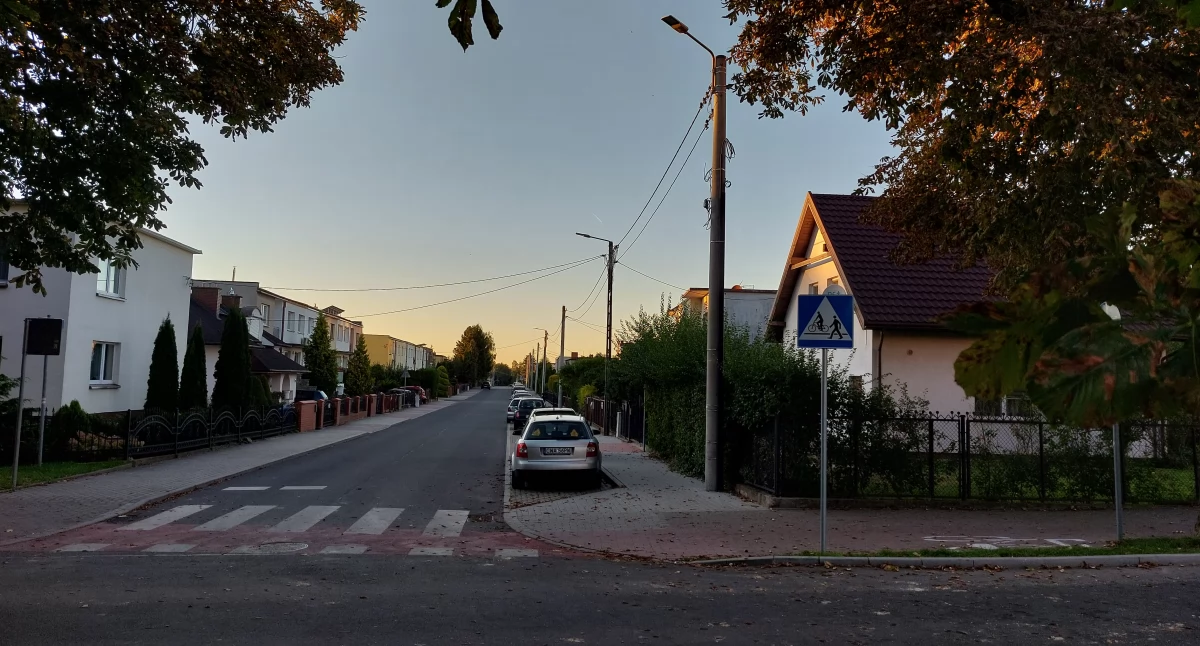 Interwencje, Grasują samochodowi złodzieje - zdjęcie, fotografia