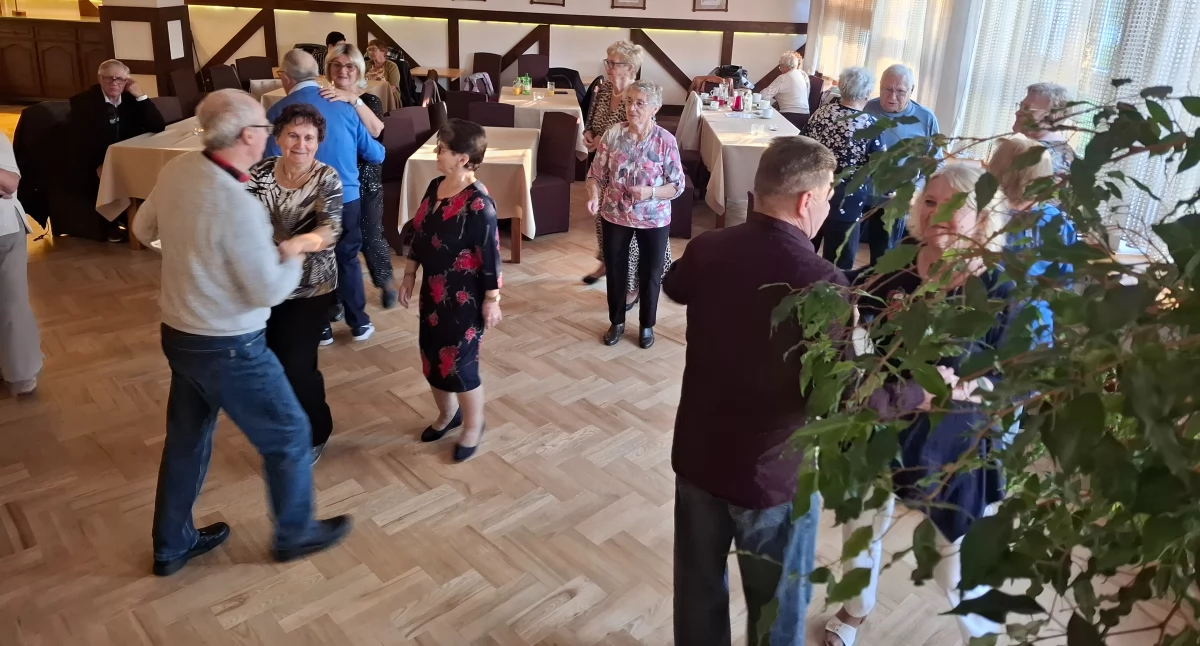 Domy kultury, Fajfy - zdjęcie, fotografia