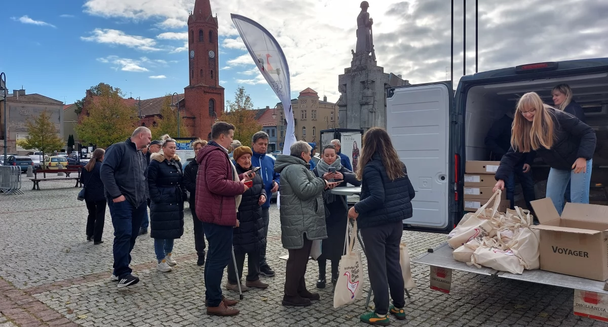 Wydarzenia lokalne, Czytelnicy odebrali gęsie tuszki - zdjęcie, fotografia