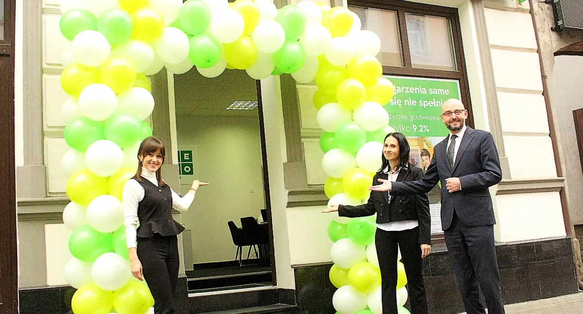 Porady, VeloBank zaprasza nowej placówki Wąbrzeźnie - zdjęcie, fotografia