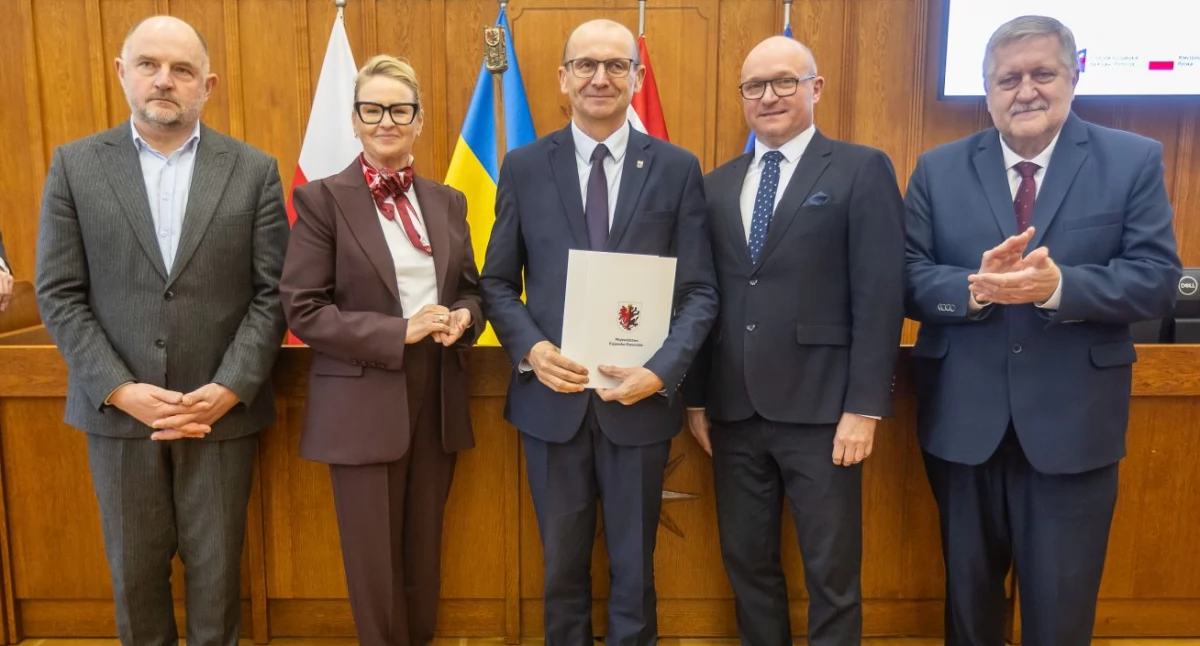 Inwestycje, Zrealizują ważne inwestycje - zdjęcie, fotografia