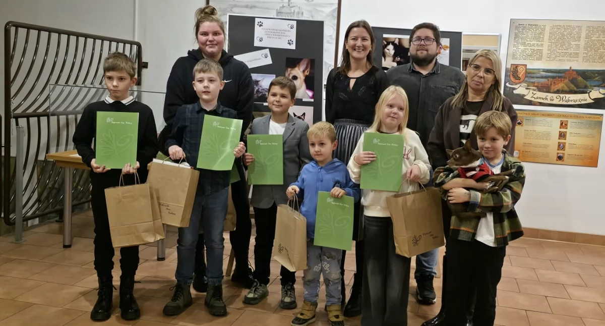 Domy kultury, Czworonogi sportretowane - zdjęcie, fotografia