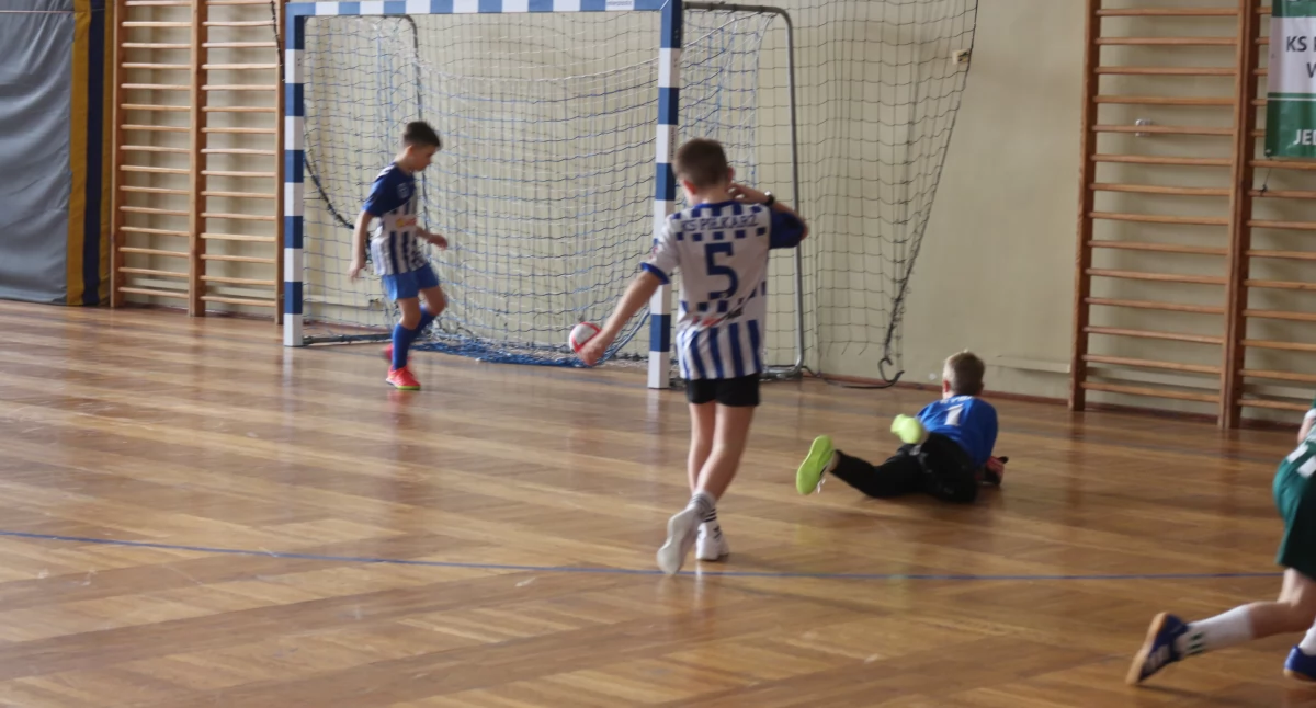 Piłka nożna, Turniej latków - zdjęcie, fotografia