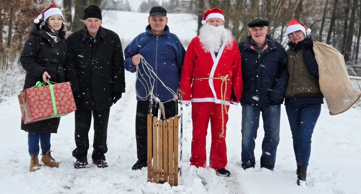 Stowarzyszenia i organizacje, Seniorzy grzeczni - zdjęcie, fotografia