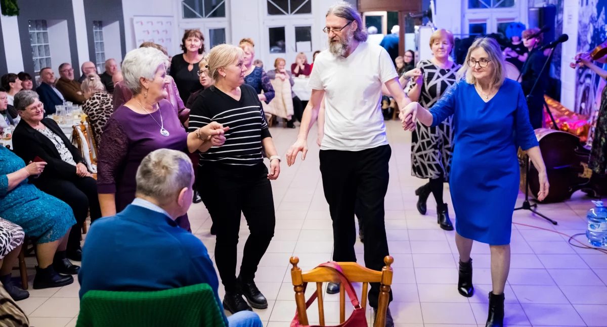 Stowarzyszenia i organizacje, Teraz także seniorzy - zdjęcie, fotografia