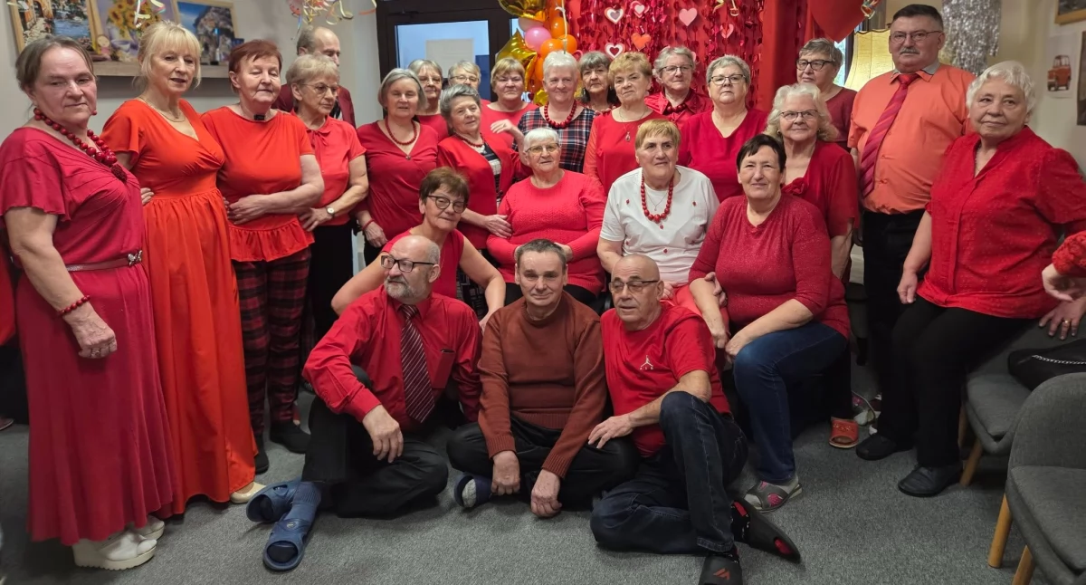 Stowarzyszenia i organizacje, Służą własnym przykładem - zdjęcie, fotografia