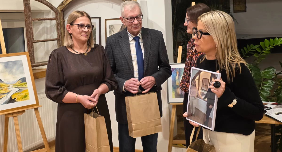 Domy kultury, światy Justyny Sławomira - zdjęcie, fotografia