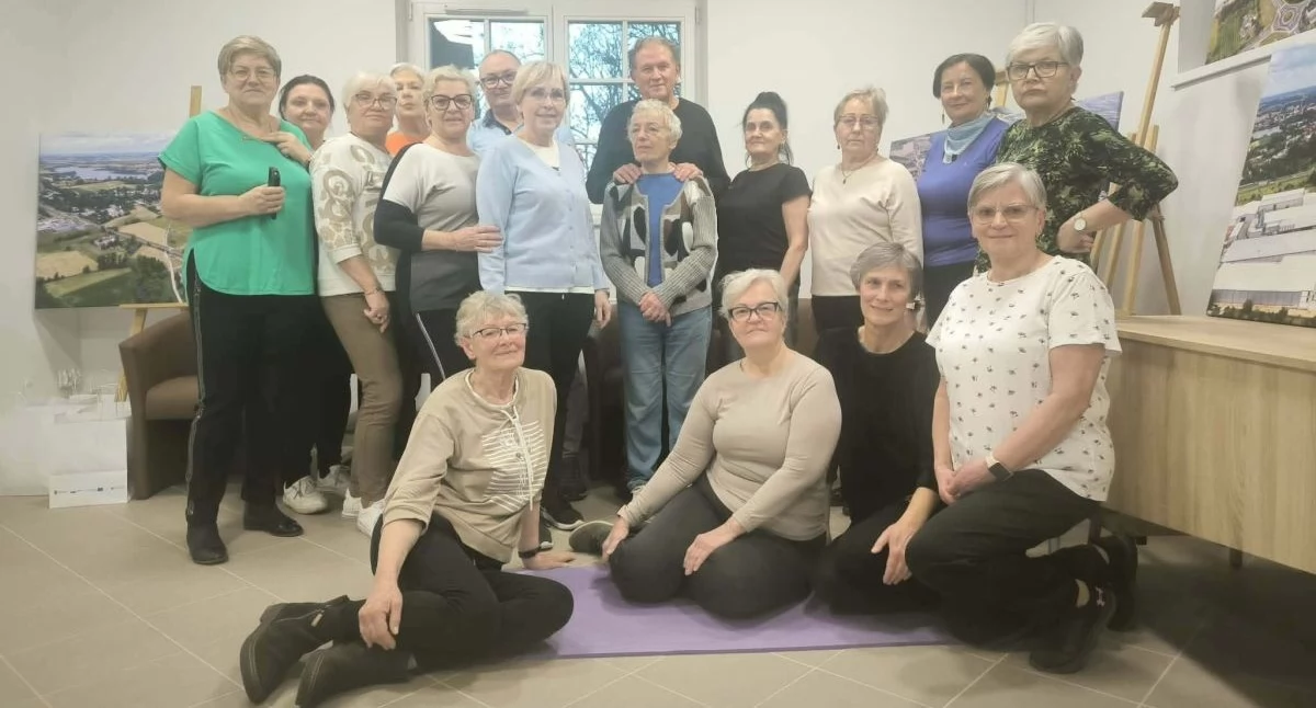 Stowarzyszenia i organizacje, Seniorzy zawsze aktywni - zdjęcie, fotografia