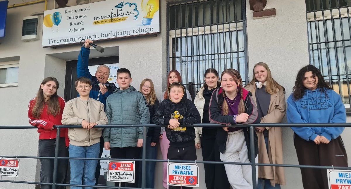 Stowarzyszenia i organizacje, Dziennikarski marzec Drużynie - zdjęcie, fotografia