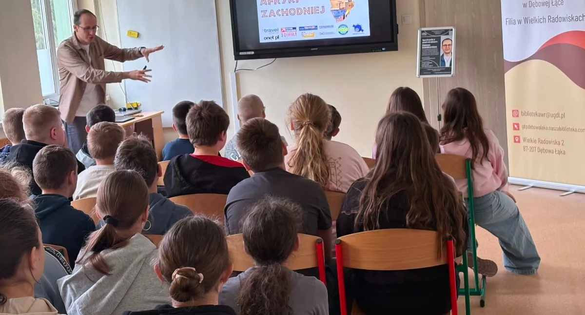 Biblioteki, dzikiej Afryki luksusy Dubaju - zdjęcie, fotografia