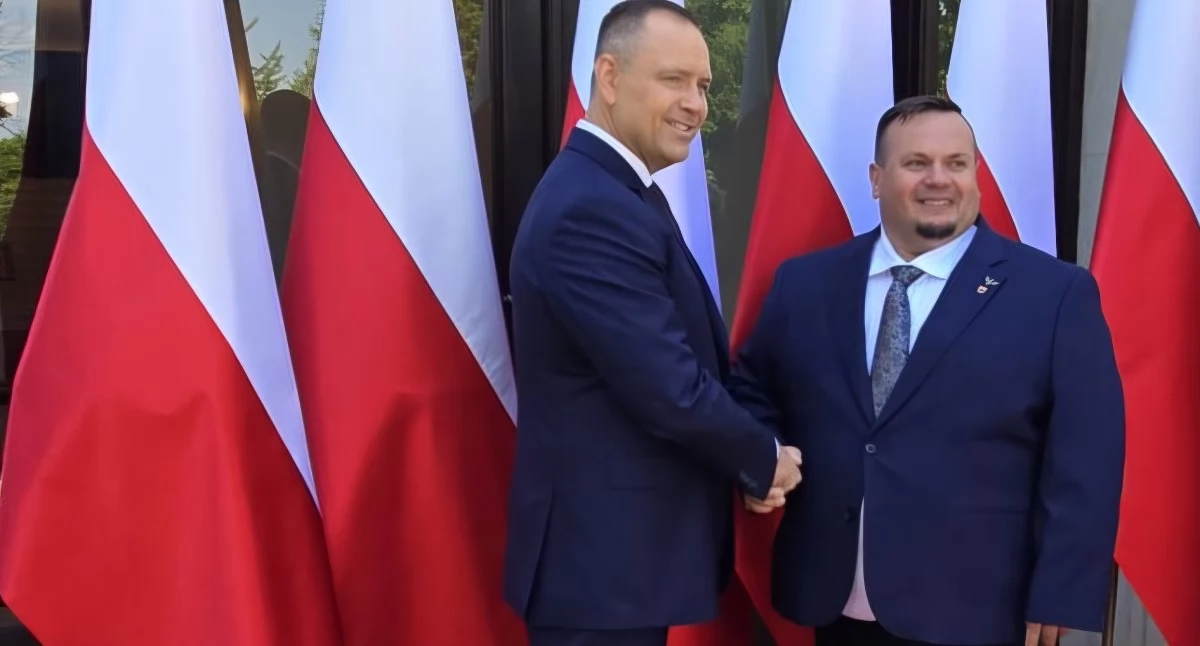 Polityka, Głos powiatu Warszawie - zdjęcie, fotografia