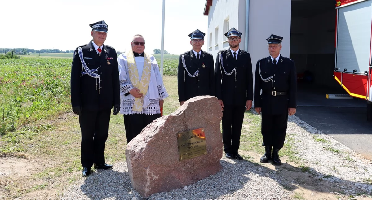Stowarzyszenia i organizacje, Orzechówko - zdjęcie, fotografia