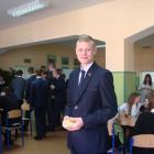 W wąbrzeskim gimnazjum między częściami egzaminu przygotowano dla uczniów poczęstunek...