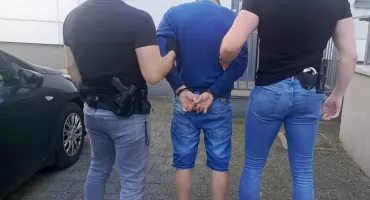 Policjant zawsze czujny. Zatrzymał 44-latka na Podzamczu