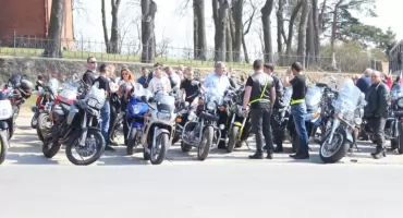 Motocykliści na drogach, policja apeluje o rozwagę