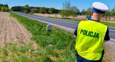 Szalona jazda dwóch młodych kierujących BMW. Obaj stracili prawo jazdy
