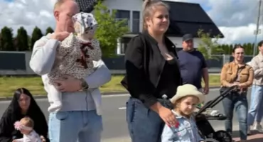 Coraz bardziej zielony skwer